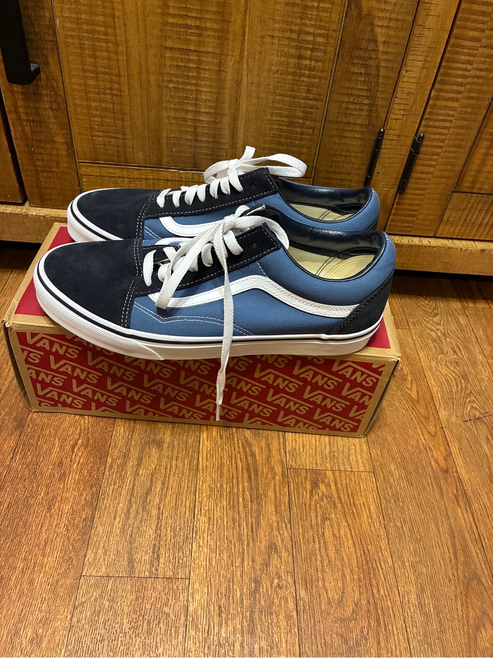 Vans Old Skool Sneakers in Blue, Black and White